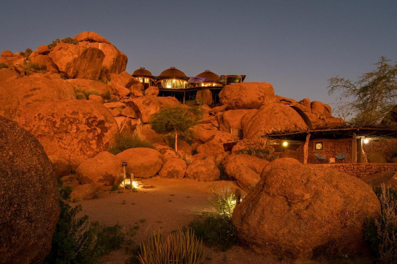Camp Kipwe Hotel Twyfelfontein Exterior photo