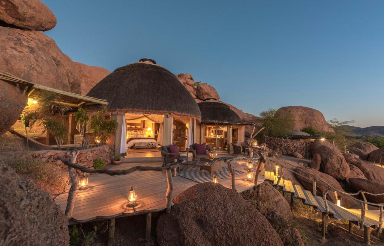 Camp Kipwe Hotel Twyfelfontein Exterior photo